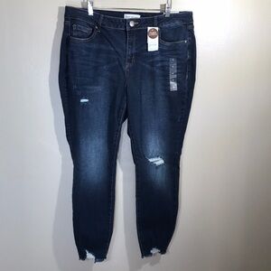 NEW Lane Bryant Super Stretch Skinny Distressed Jeans